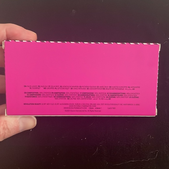 Revolution Emily In Paris False Lashes - Picture 2 of 2